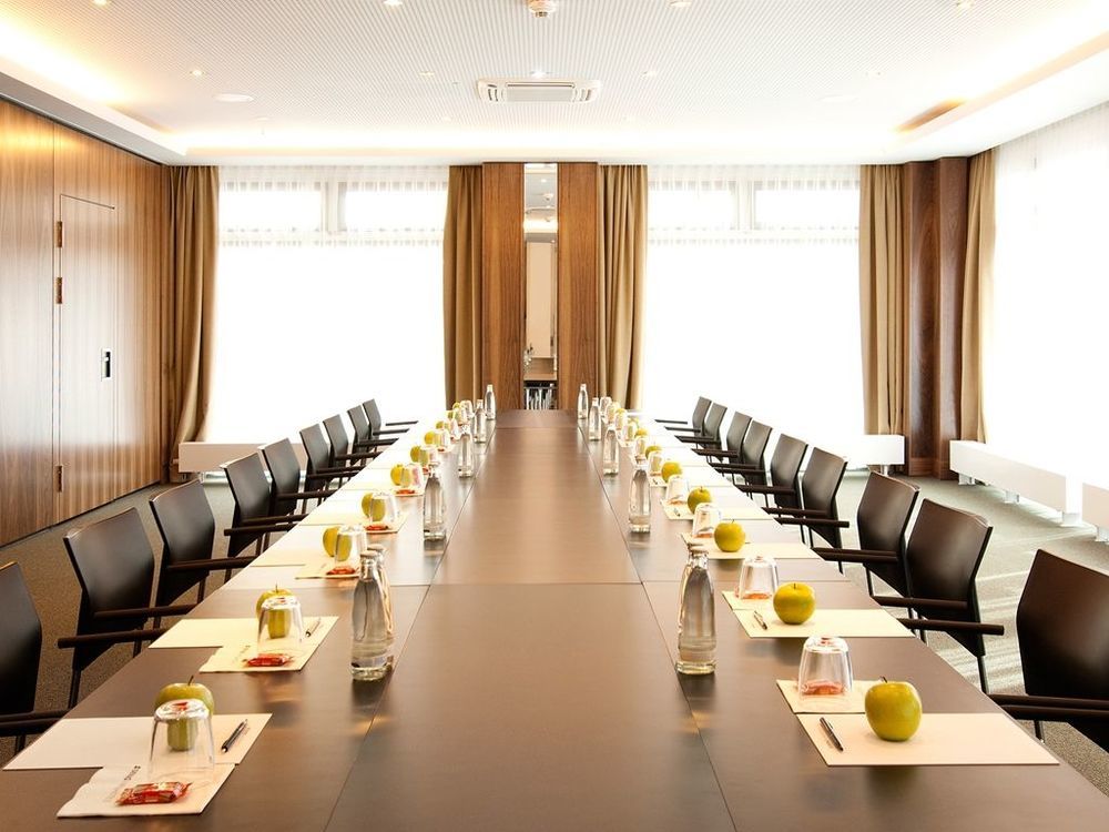 Living Hotel Duesseldorf Business photo
