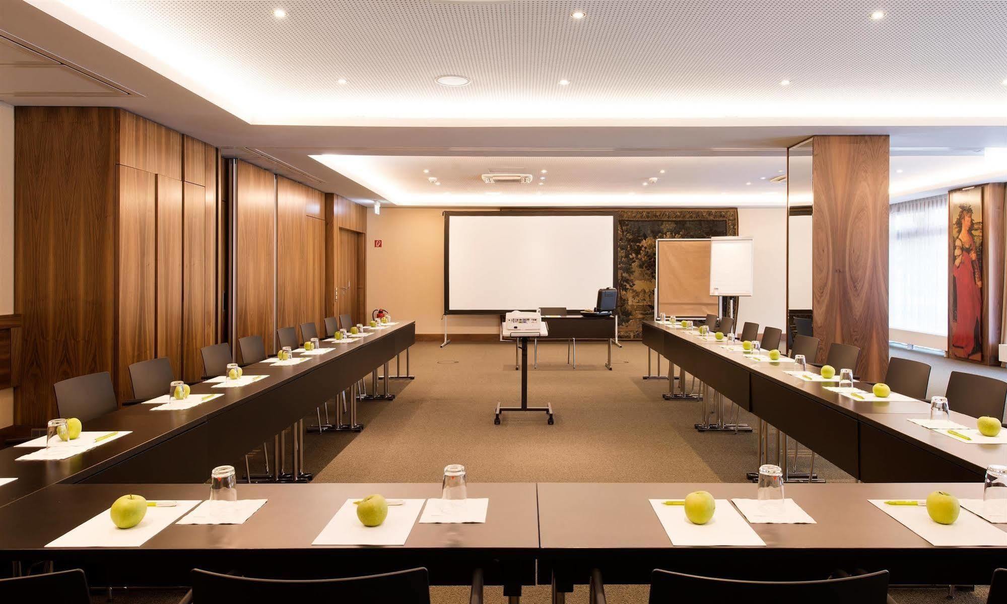 Living Hotel Duesseldorf Exterior photo
